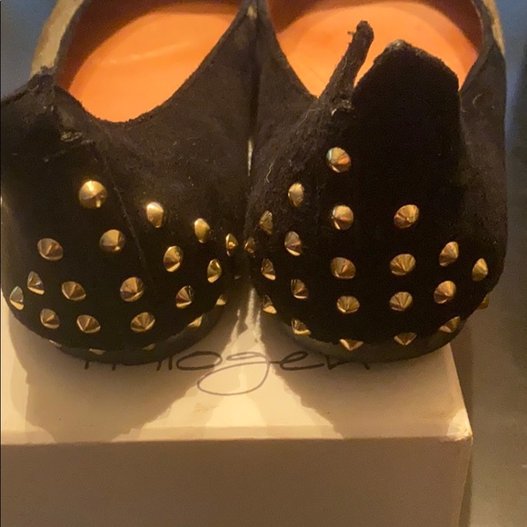 Halogen Camo Black studded pointed flats - Picture 3 of 4